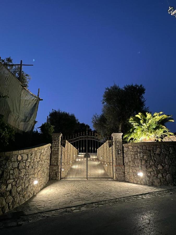 Liparulo Holiday House Маса Лубрензе Екстериор снимка